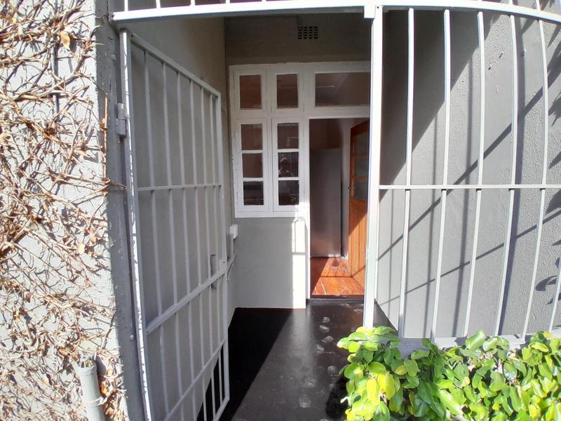 To Let 2 Bedroom Property for Rent in Gardens Western Cape